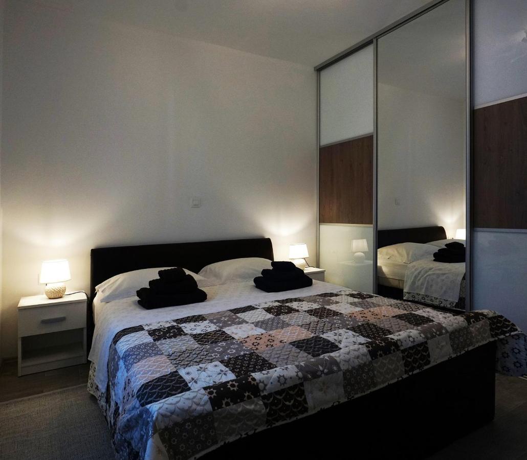 Deluxe Apartment Joia With Balcony On The Beach Bacvice, Free Parking, Old Town, Near Ferry Port Split Exterior foto